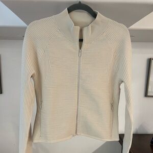Lululemon Long Sleeve ribbed sweatshirt.